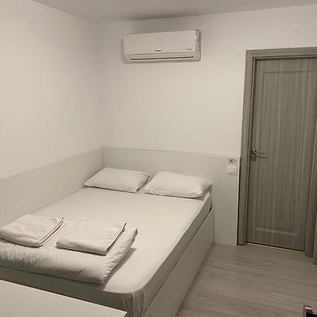 Small Central Bucharest Old Town Studios 外观 照片